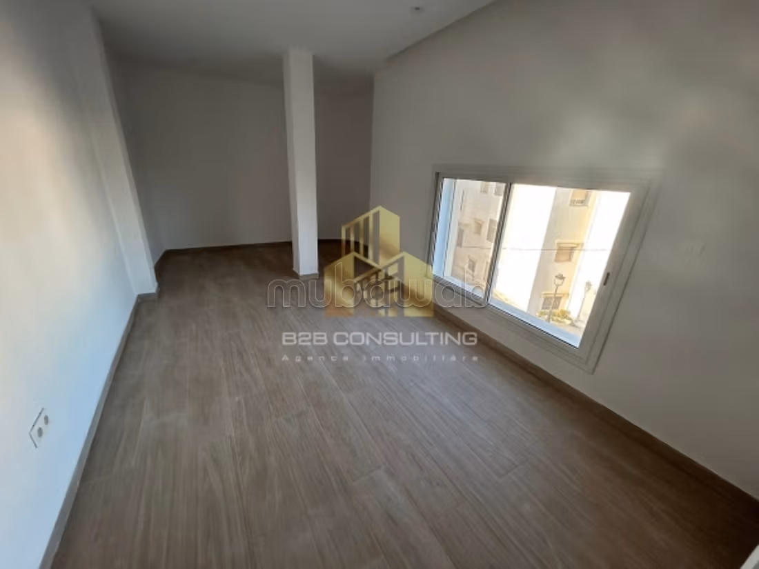 In affitto: un piano di villa S4