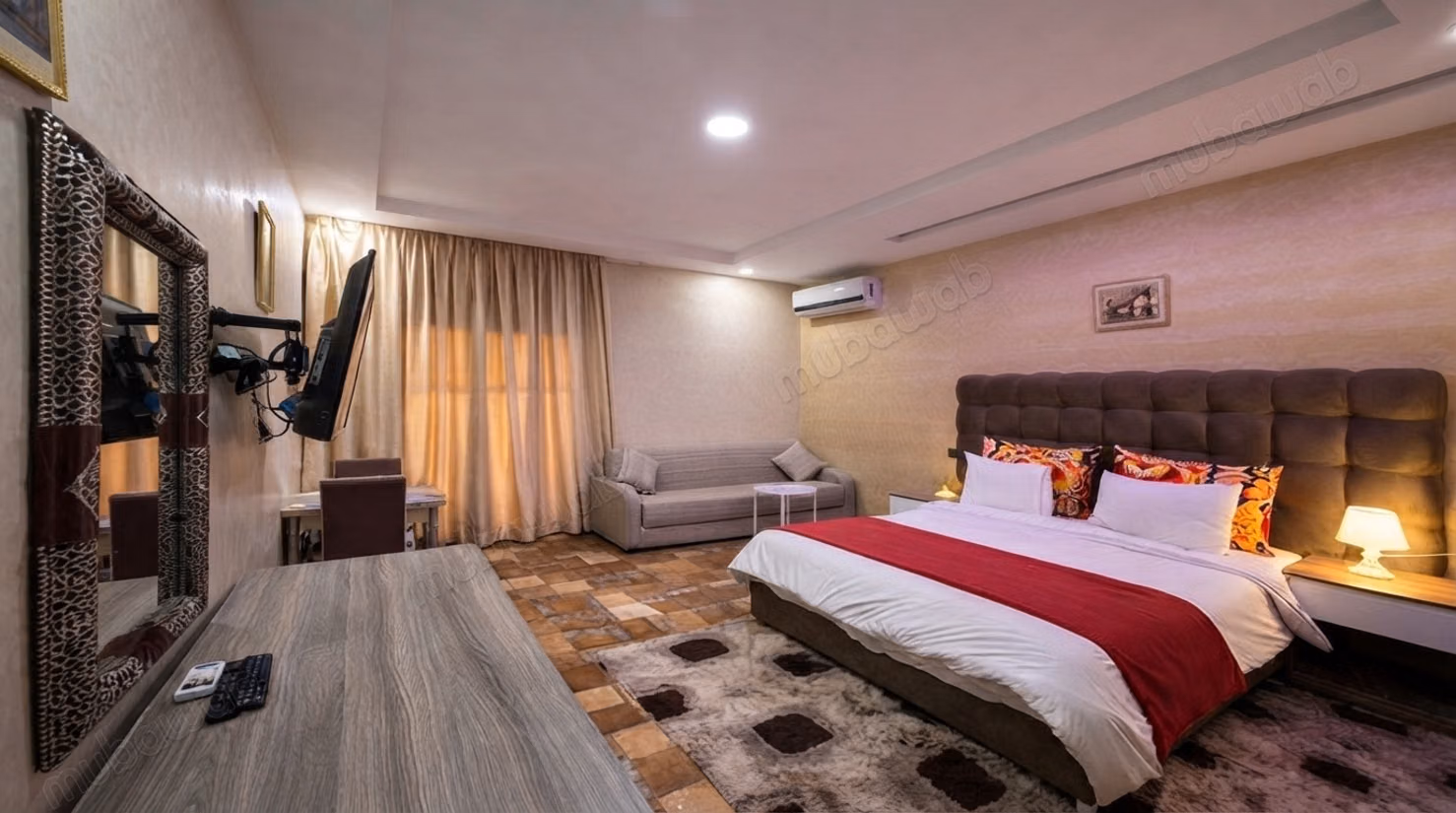 Charming guest house for lease