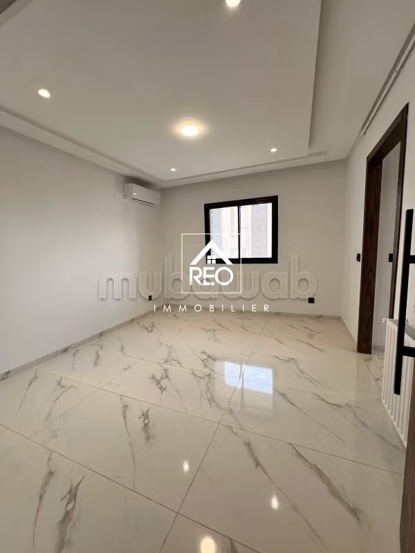 A vendre: Un appartement S1 à Cité Wahat