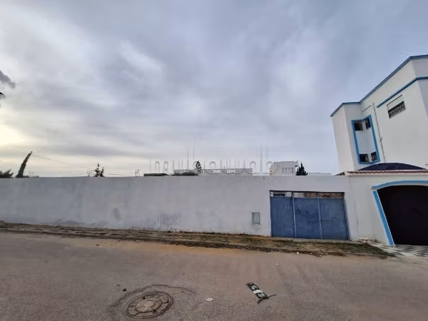 Terrain à acheter. Superficie 405 m²