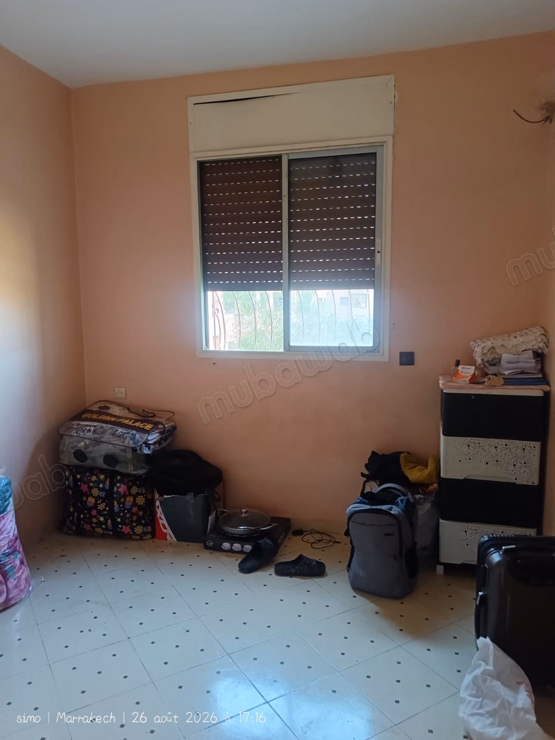 Superbe appartement à louer à massira 2 
rhina 20000dh vide