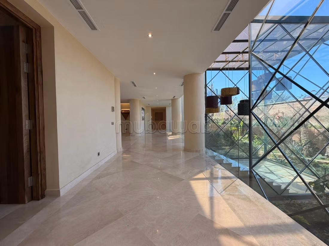 Premium Domain Villa