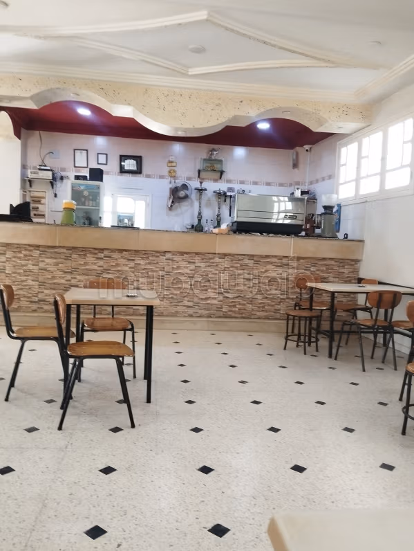 500m in vendita con caffè in vendita