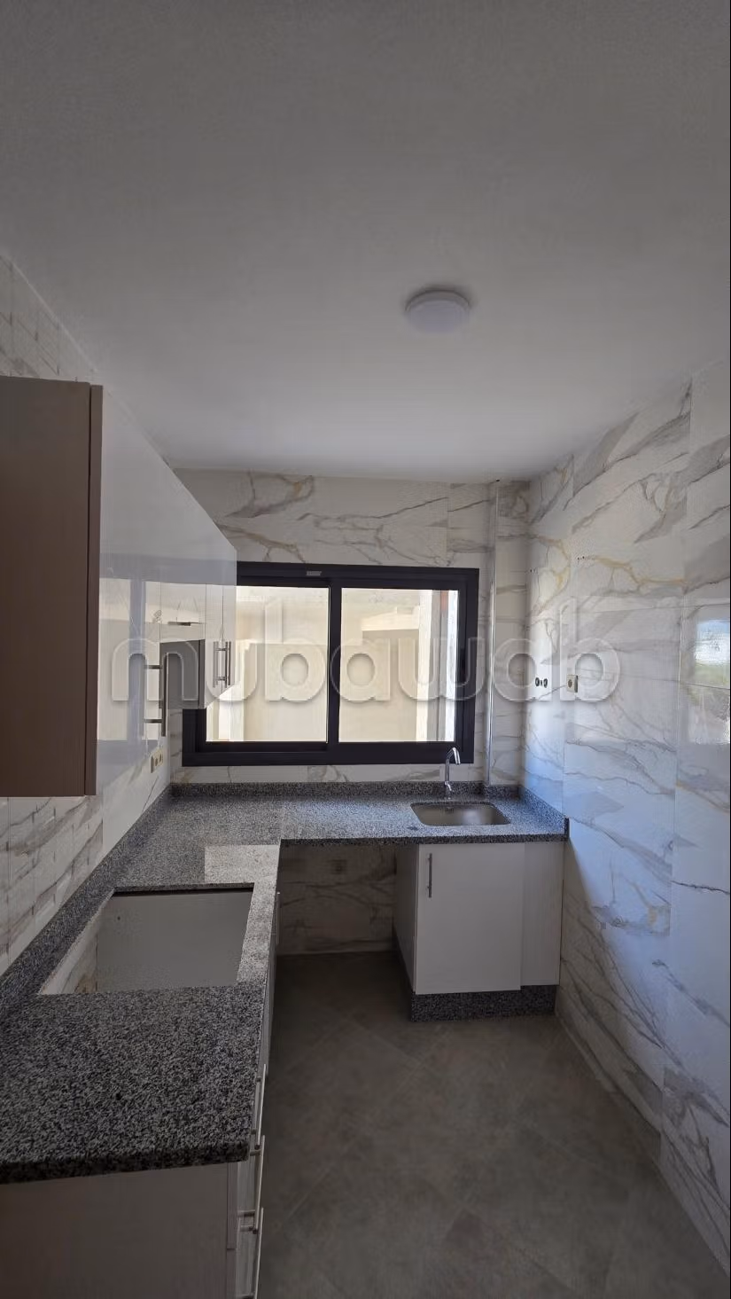 Te koop: appartementen. 1 Kamer. Volledig gemeubileerd