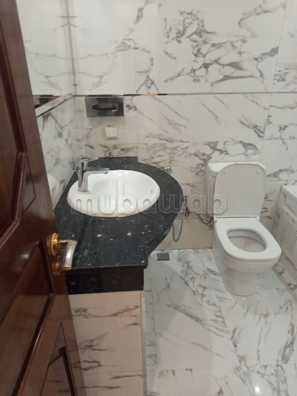 Appartement à vendre à Riyad. 3 chambres agréables. Résidence avec concierge, climatisation générale