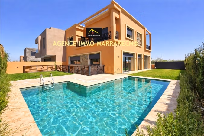 Splendid villa for sale in Route de l'Ourika. 9 rooms. Double glazing, Robust door