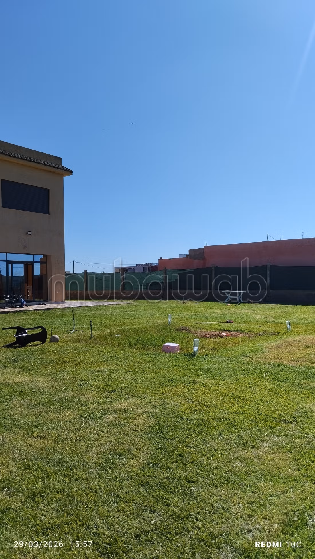 همزة العمر للناس الذواقة 
فيلا وأرض ممتازة للبيع بسيدي رحال. المساحة الإجمالية 9700 م²