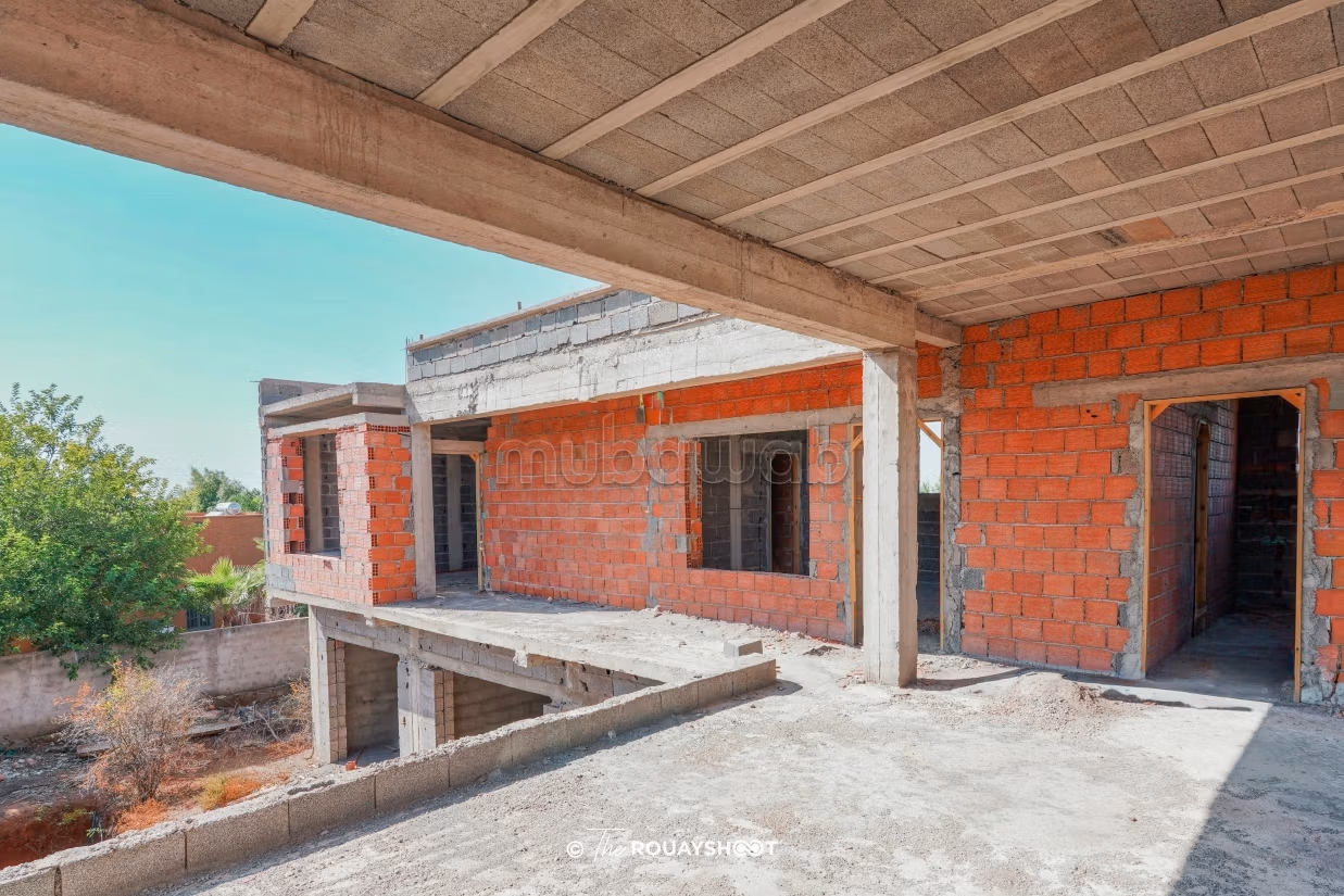 Dream villa under construction in Ourika