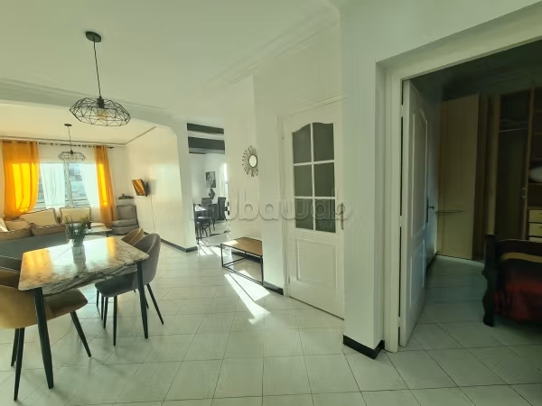 La casa Hank: arredamento per studio
