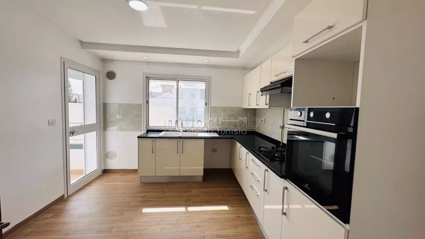 À Vendre – Bel Appartement S3 à Kantaoui