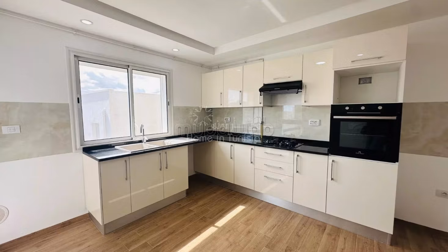 À Vendre – Bel Appartement S3 à Kantaoui