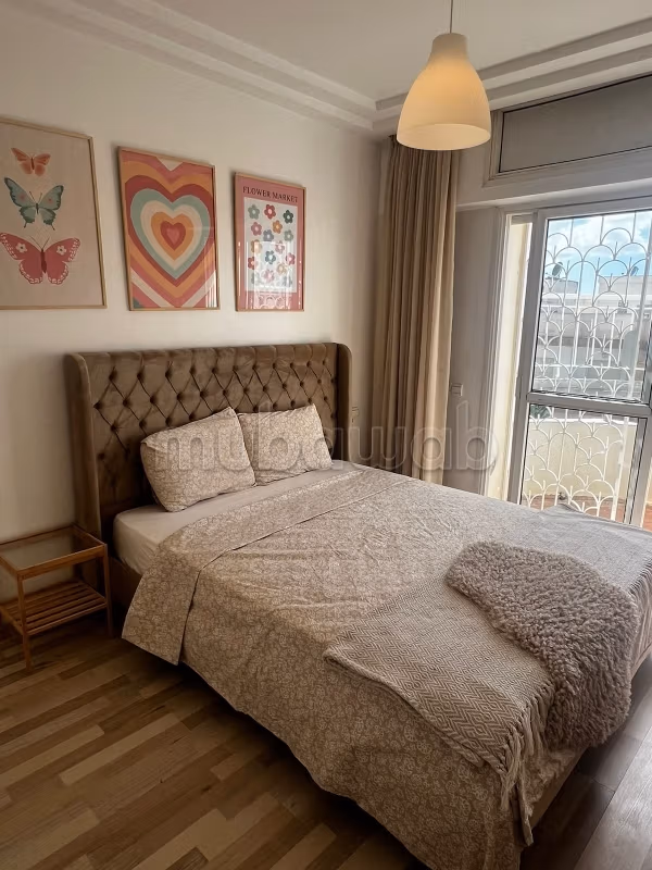 Furnished apartment for rent in California