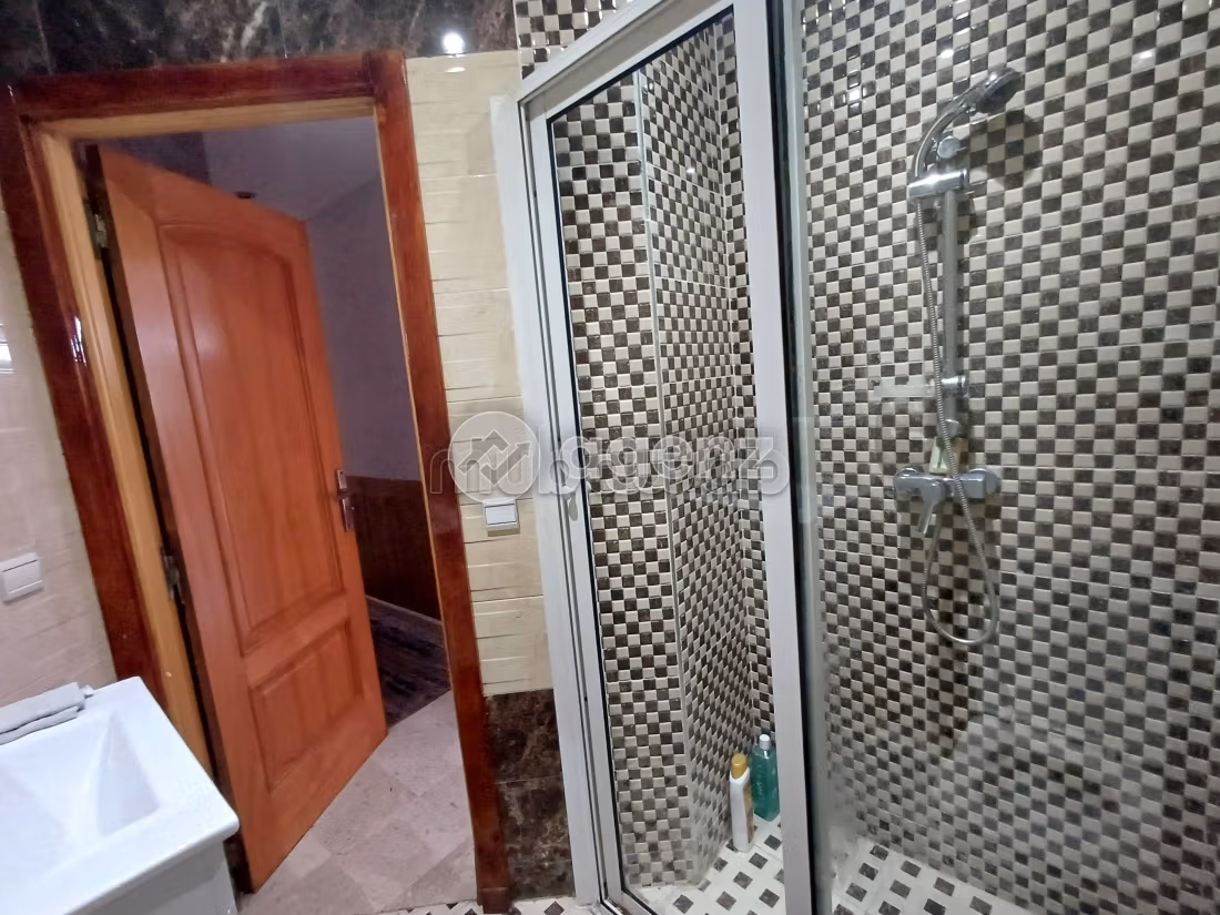 Apartamento en venta de 93 m², 2 habitaciones Bouskoura Bouskoura