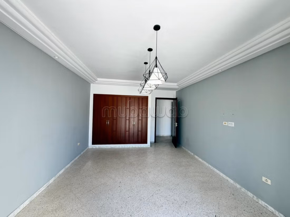 In affitto - Ufficio S3 di 160 m² a Montplaisir