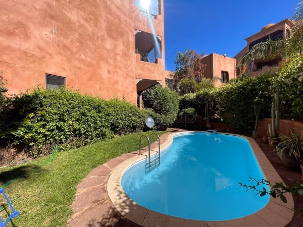 Magnífico piso en venta en Route Casablanca. 3 habitaciones confortables. Doble acristalamiento y puerta blindada