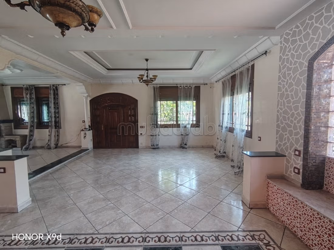 Villa en venta ain sebaa 320/M 3 nivel