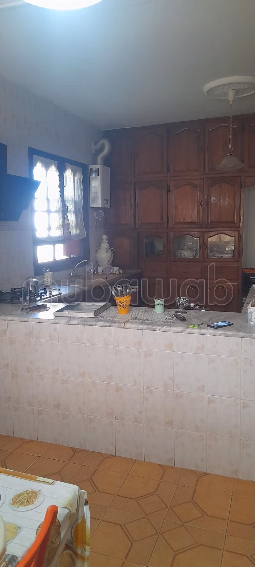 Magnifica villa in vendita a Mornag. 3 camere. Giardino e posto auto