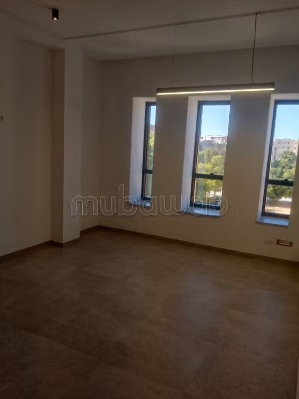In affitto un edificio al lago2