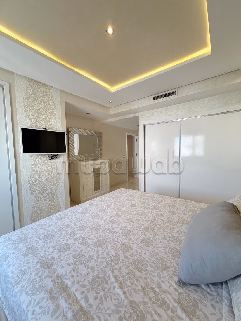 Sale of a lovely apartment in Centre 
3 big bedrooms
