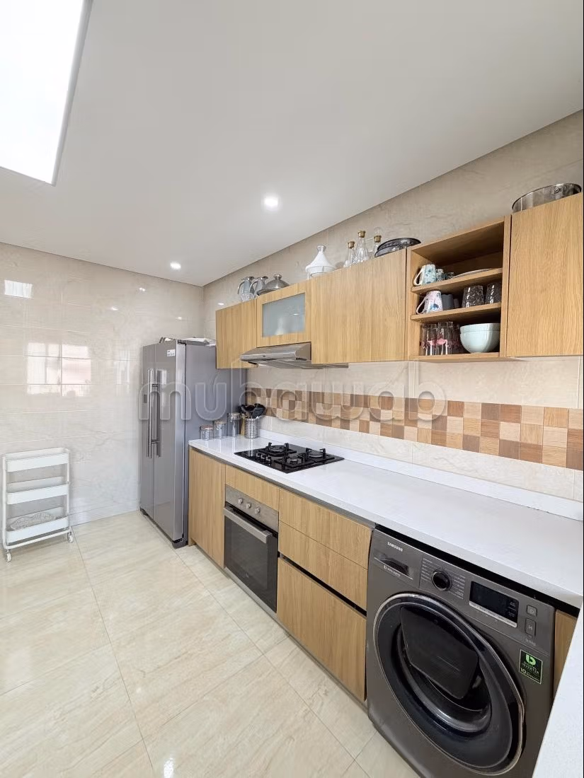 Sale of a lovely apartment in Centre 
3 big bedrooms