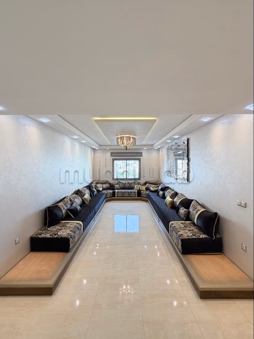 Sale of a lovely apartment in Centre 
3 big bedrooms