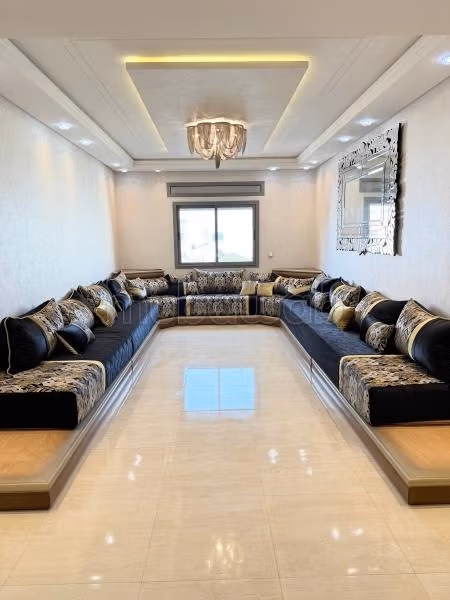 Sale of a lovely apartment in Centre 
3 big bedrooms