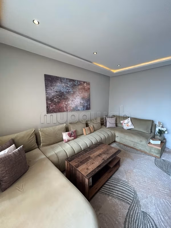 Beautiful apartment for sale in Du Golf. 
Surface area 91 m². 
Soundproofing, Secured door
