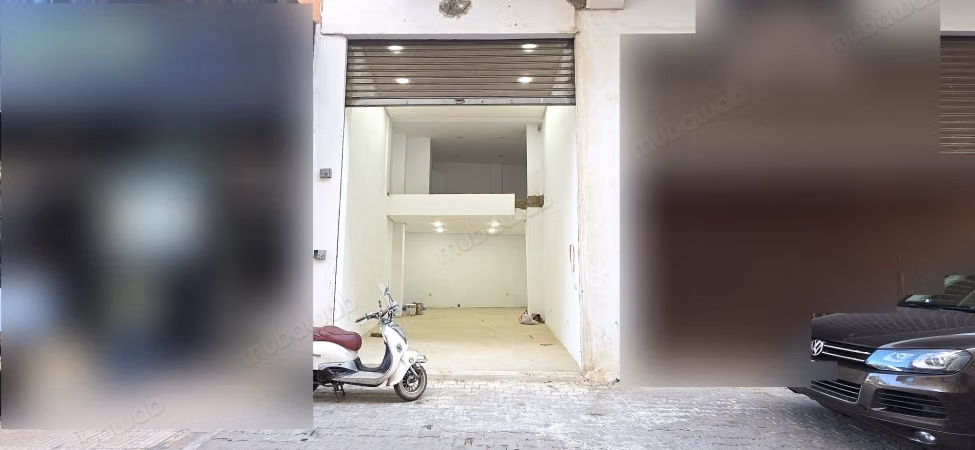 Local comercial en alquiler 65m2 con sistema de extracción de humos en Maarif
