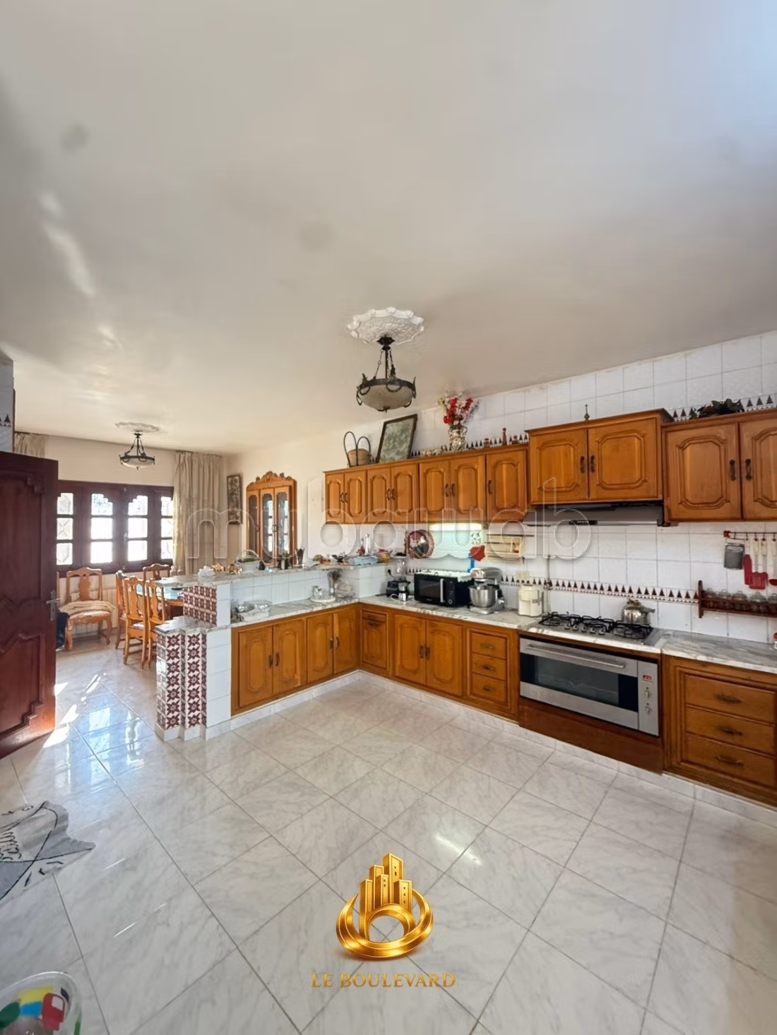 A Vendre Villa Duplex S5 Avec Jardin à Hammamet