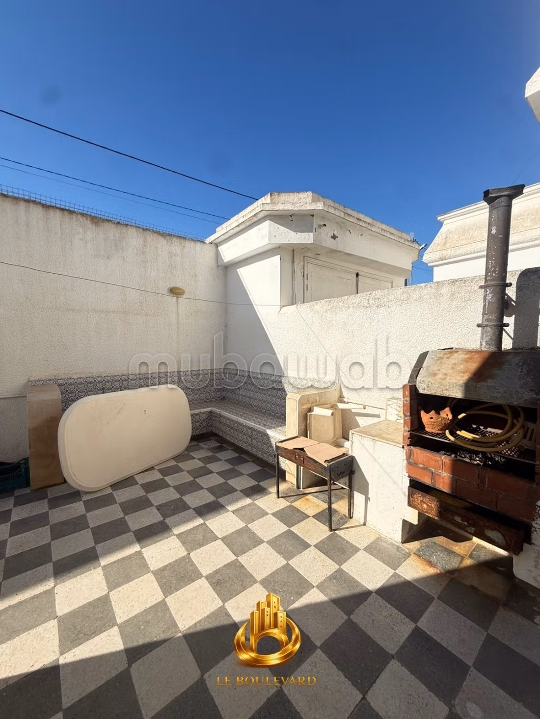A Vendre Villa Duplex S5 Avec Jardin à Hammamet