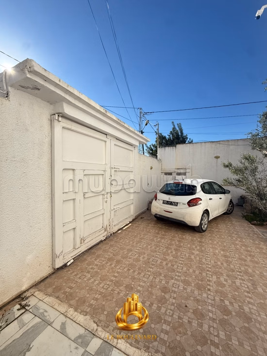 A Vendre Villa Duplex S5 Avec Jardin à Hammamet