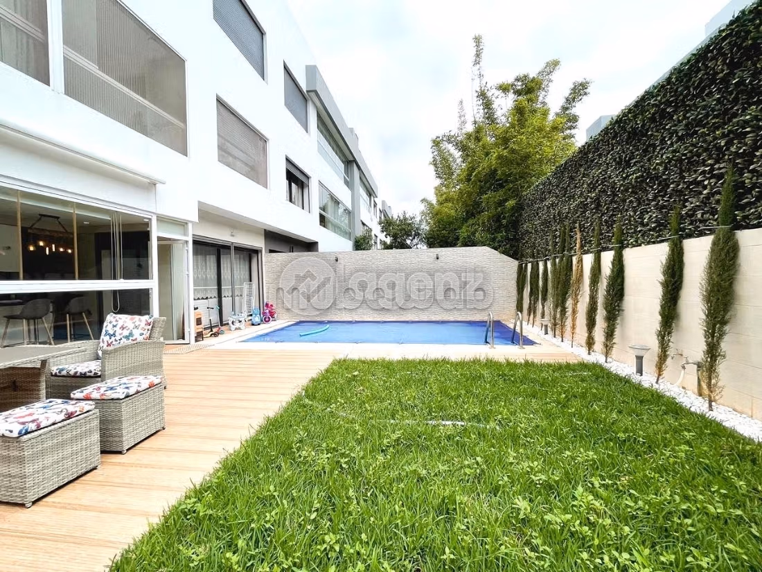 Appartement à vendre 219 m², 2 chambres Tamaris Dar Bouazza