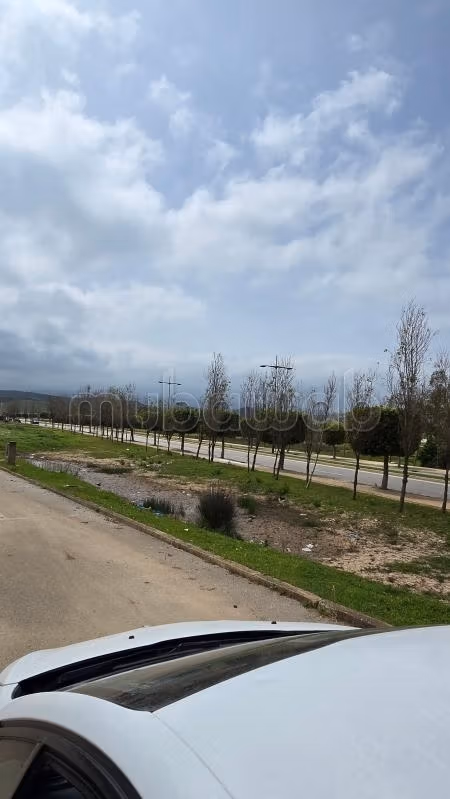 Compra venta de terrenos. Área total 100 m²
