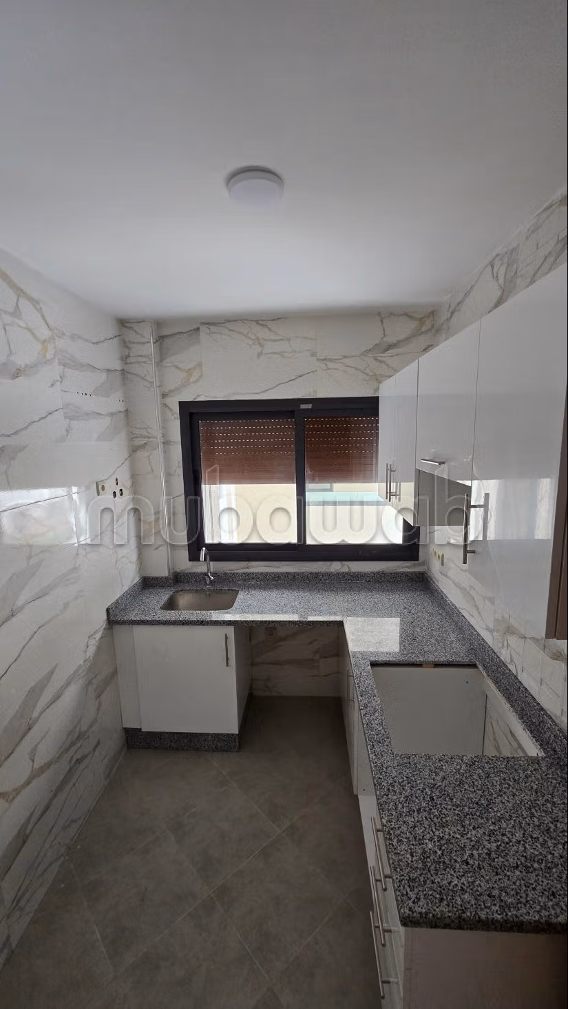 Kopen: land. Oppervlakte 250 m²