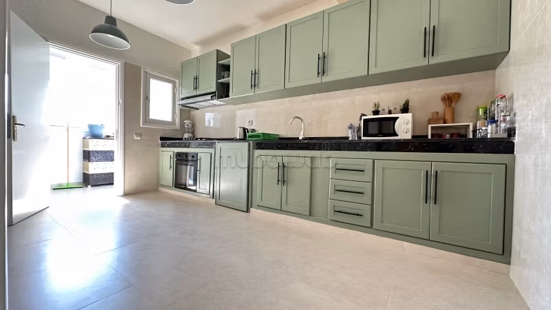 Louez cet appartement à Maârif Extension. 
2 belles chambres. 
Meublé