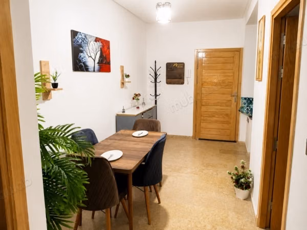 Huurappartementen beschikbaar in Ville nouvelle. 3 Kamers. Gemeubileerd