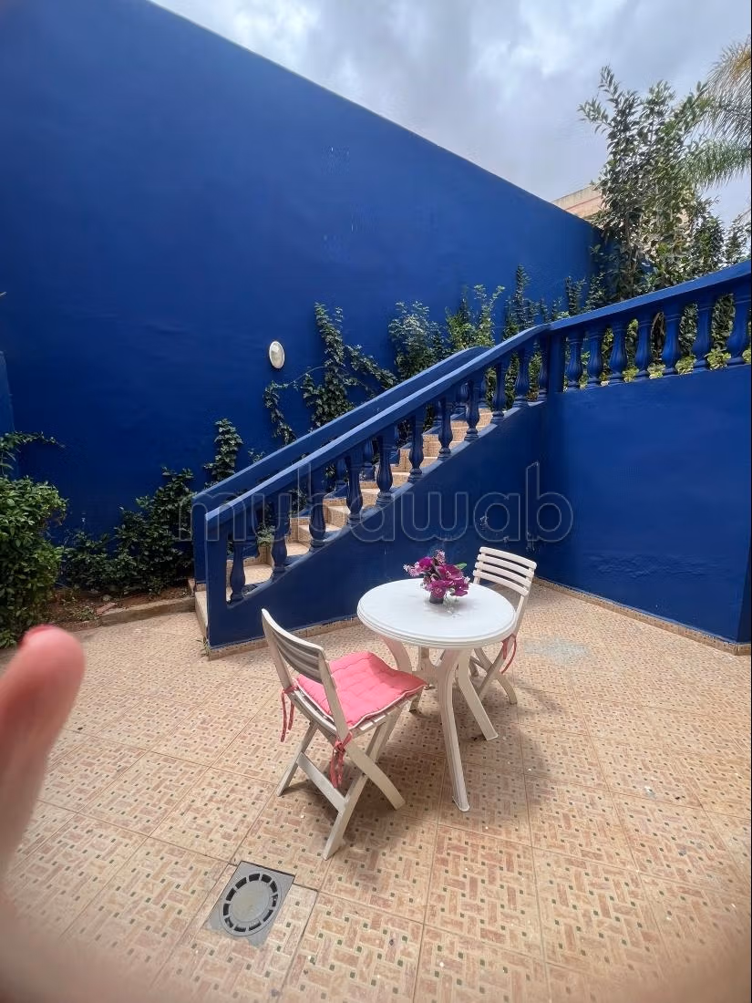 Oferta rara: bodega de 200 m² cerca del Lycée Maupassant