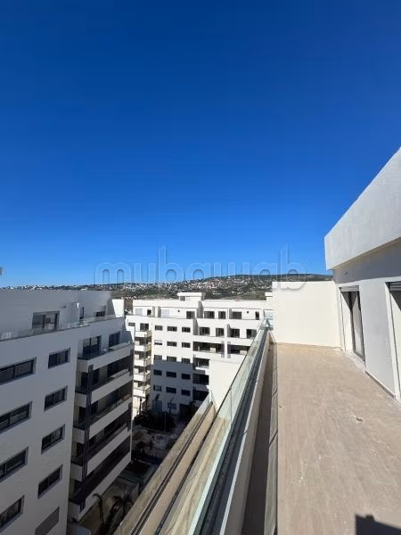 App 3ch vue magnifique sur Tanja Balia