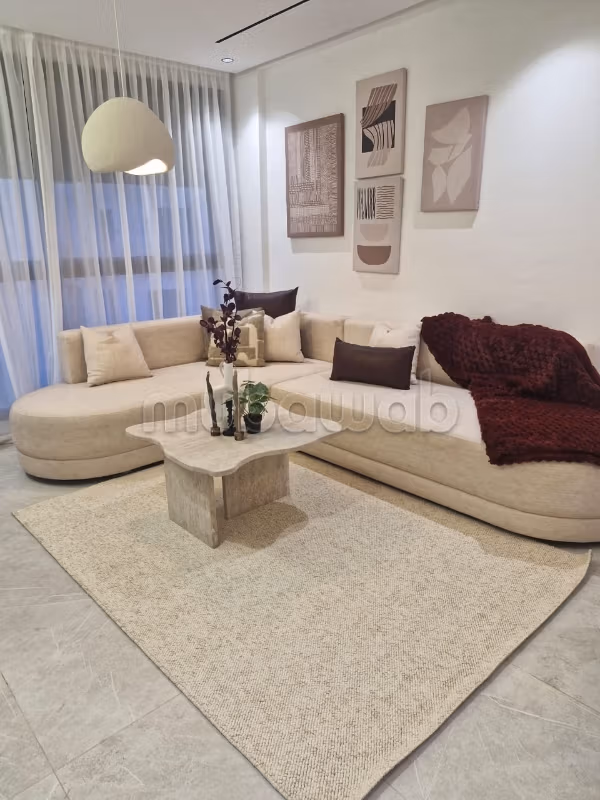 Location d'un appartement à Les princesses. 
1 Pièce. 
Meublé