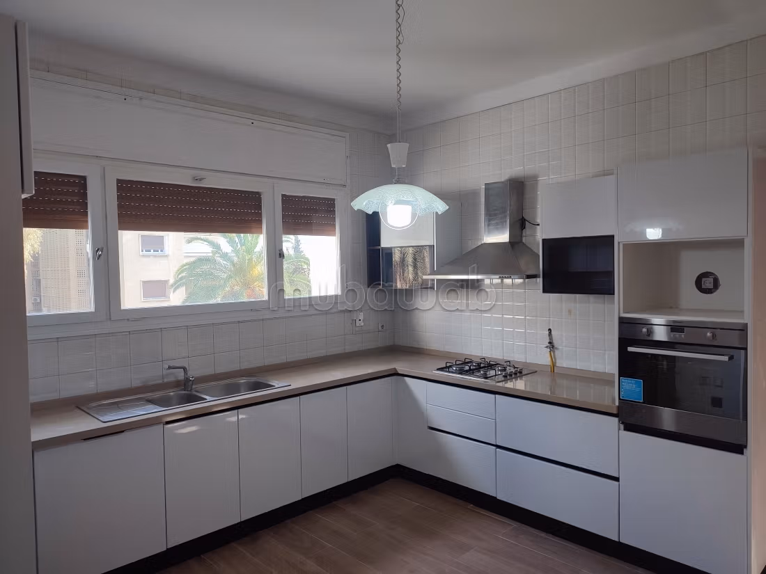 A vendre appart de standing dans un quartier calme et résidentiel