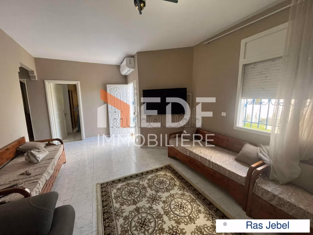 For Rent Luxury Villa with Pool in Ras Jebel