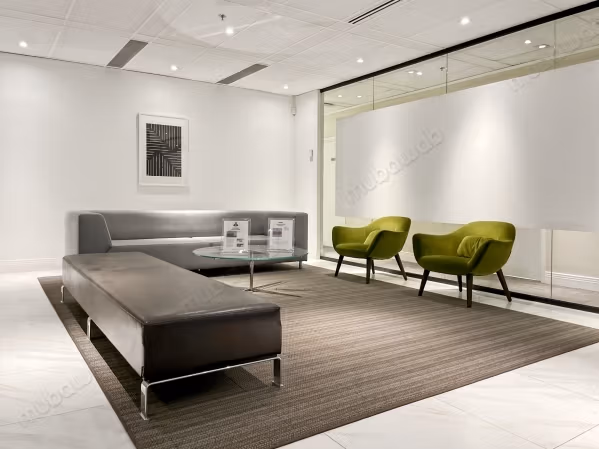 Comodo ufficio in affitto a Triangle d'Or. Superficie di 5 m². Servizio di concierge e aria condizionata