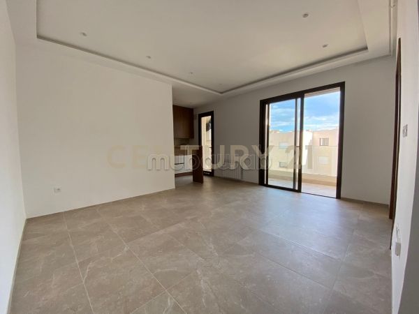 A vendre un S1 à Ain Zaghouan nord neuf