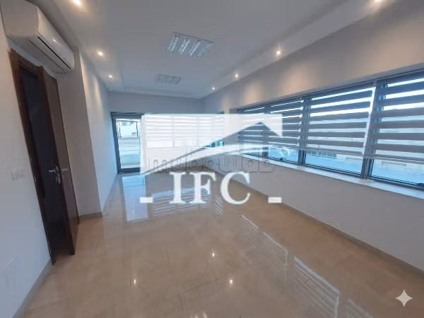 Office in 6 spaces 170m² Lake 2 IFCL2115
