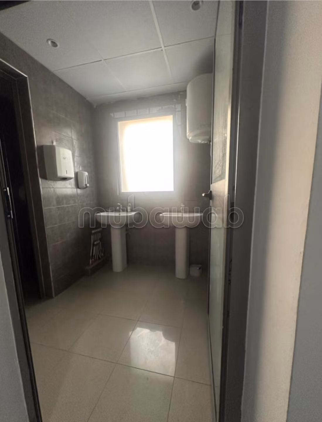 A LOUER / A VENDRE _Imm de bureaux lac3