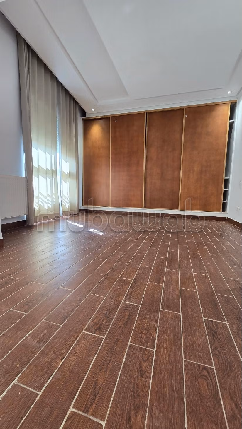 Villa spaziosa s plus 6 al lago 2