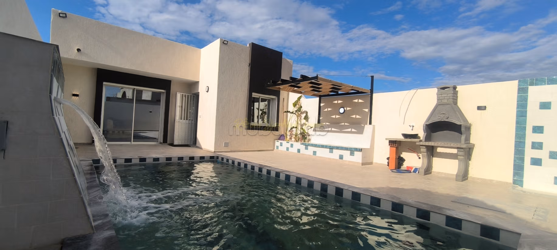 Villa à vendre titre bleu avec piscine
