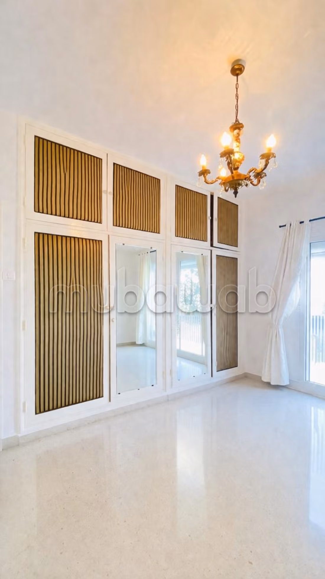 A vendre un quadruplex s3 à el menzah 6