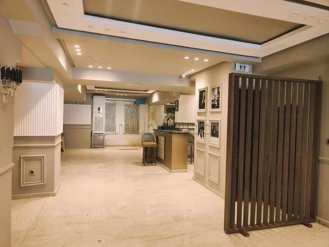 Local commercial en location à Racine.
Superficie 130 m²