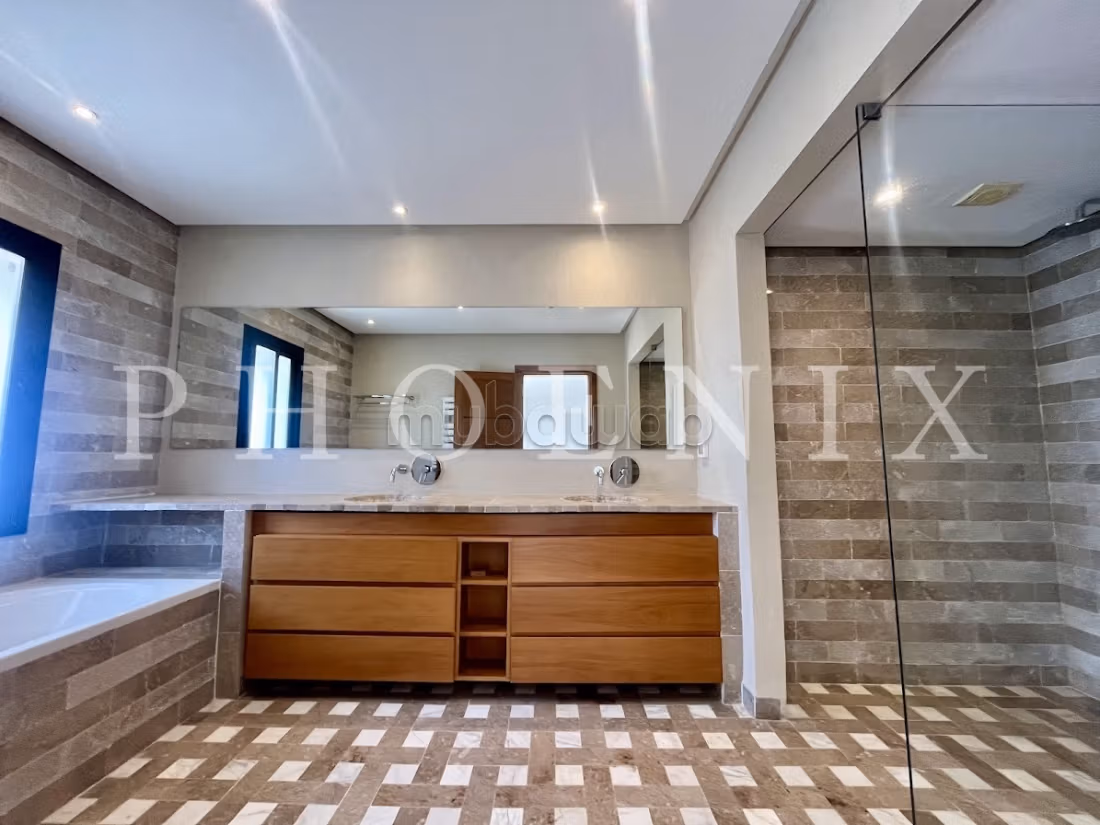 Villa S4 con piscina a Gammarth